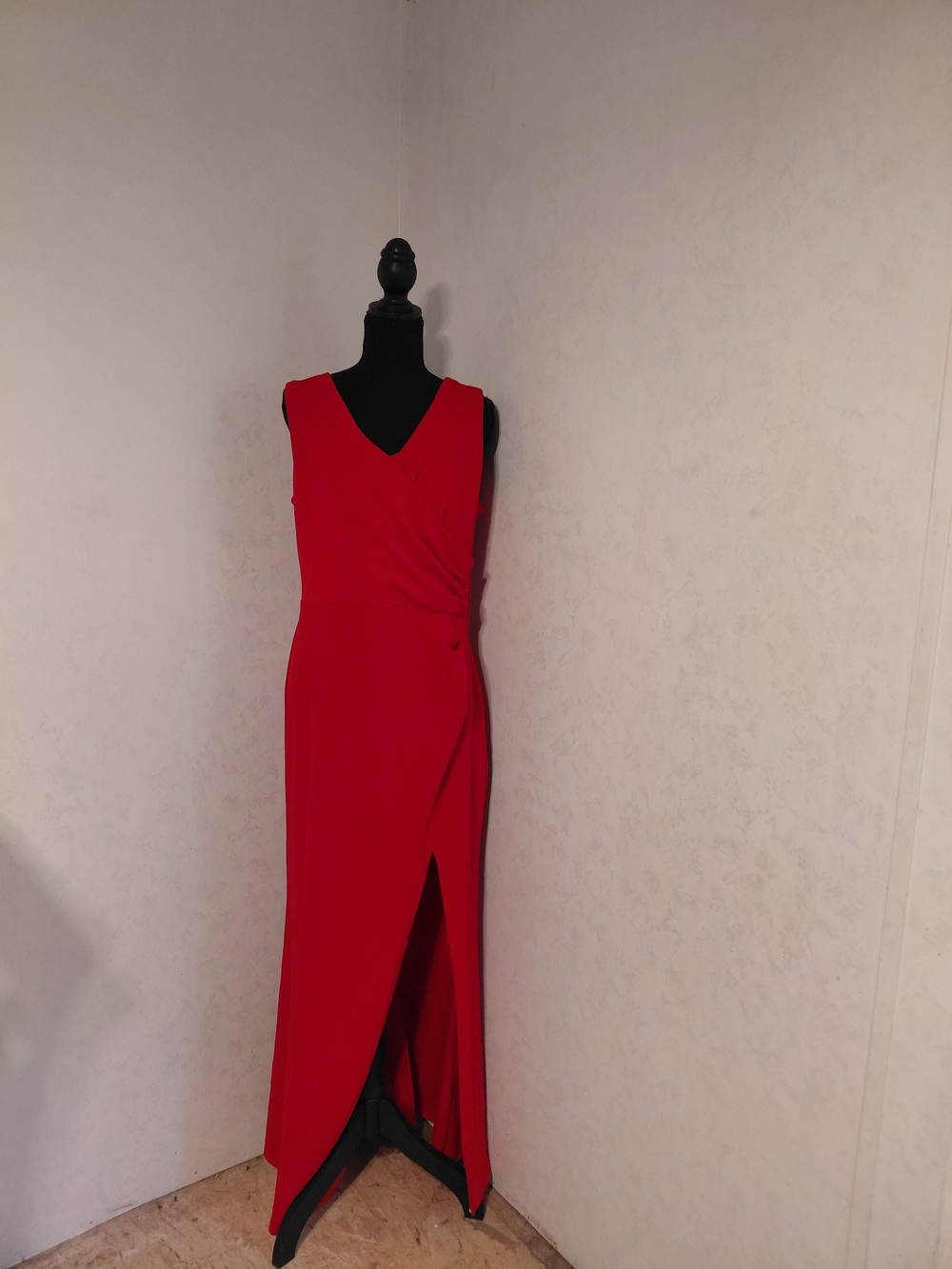 Red V-Neck Maxi Dress with Front Slit
